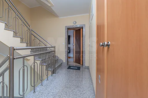 Apartamento T3 com 4 Varandas, Excelentes Áreas e Conforto Total – Praceta Tranquila, no Porto Alto em Samora Correia
