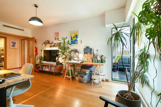 One-bedroom apartment with a terrace and garage in Linda a Velha