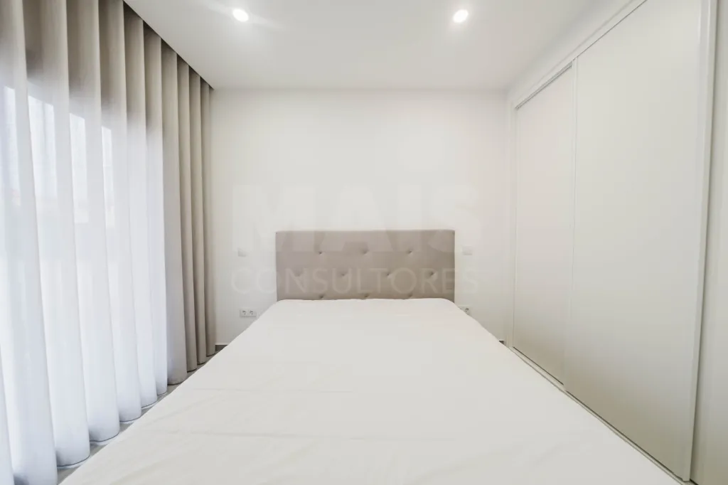 Moradia T3 Térrea Moderna em terreno c/ 2.610m2