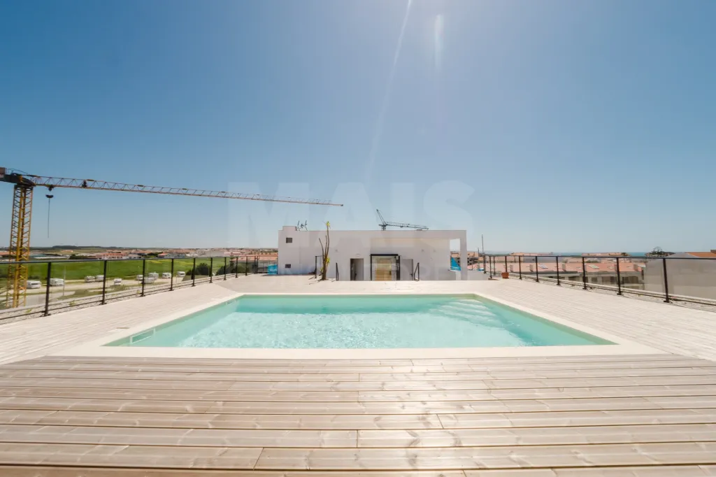 Apartamento T3 a 200 metros da Praia da Consolação