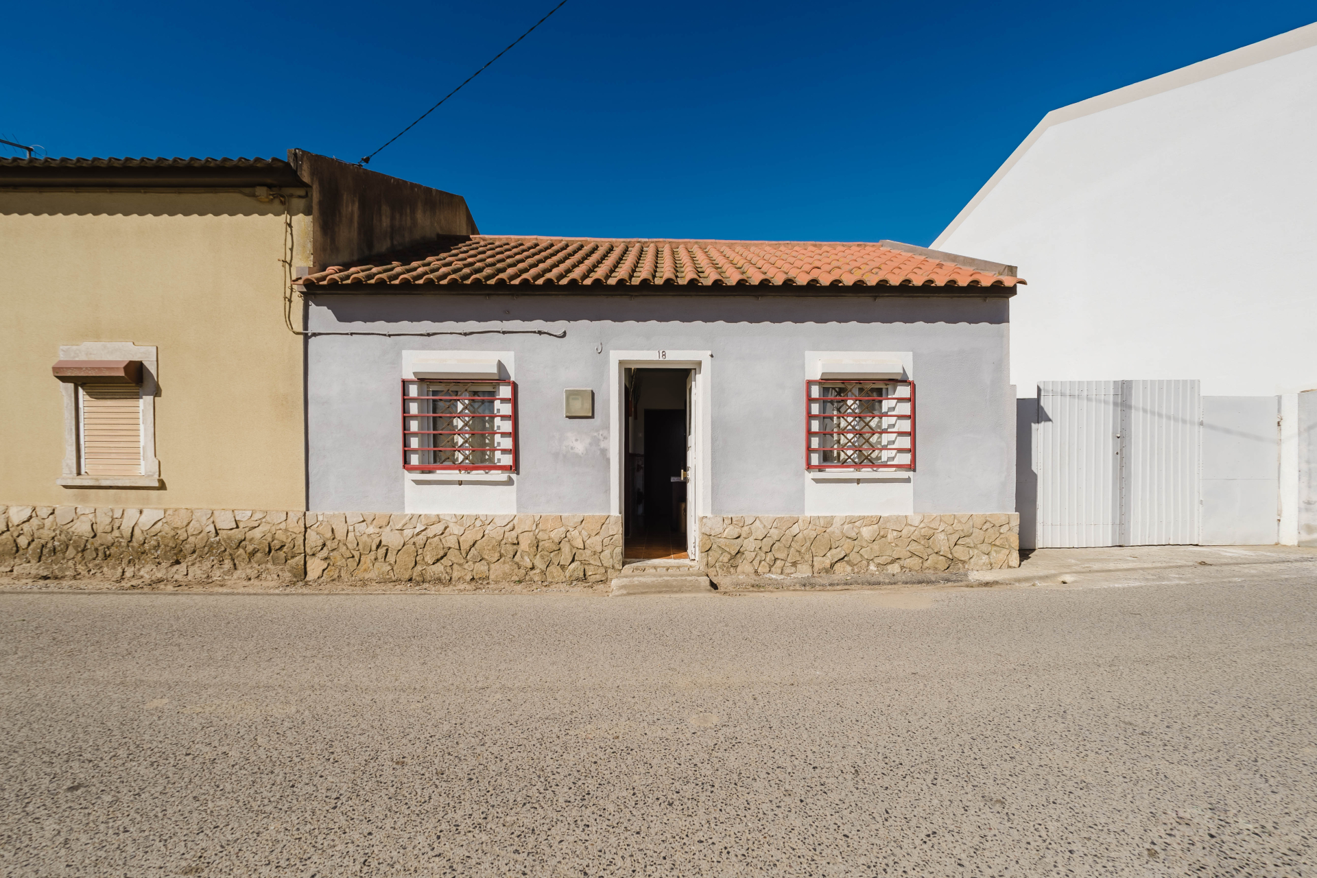 Moradia T2 com Garagem na Bufarda