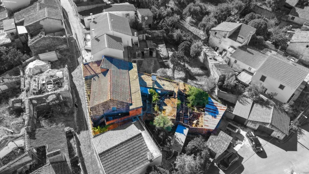 Oportunidade de Investimento: Moradia T6 junto à Praia Fluvial de Ortiga