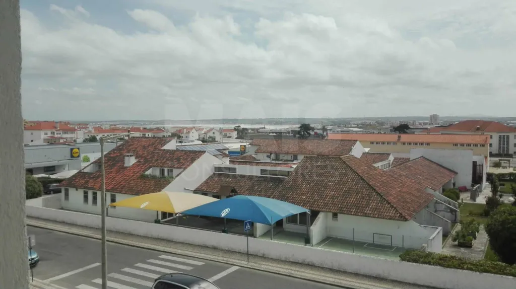 Apartamento T2 com Vista Mar em Peniche – Excelente Localização