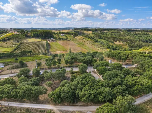 Lote Urbano de 607m2 para Moradia | A-dos-Negros, Óbidos