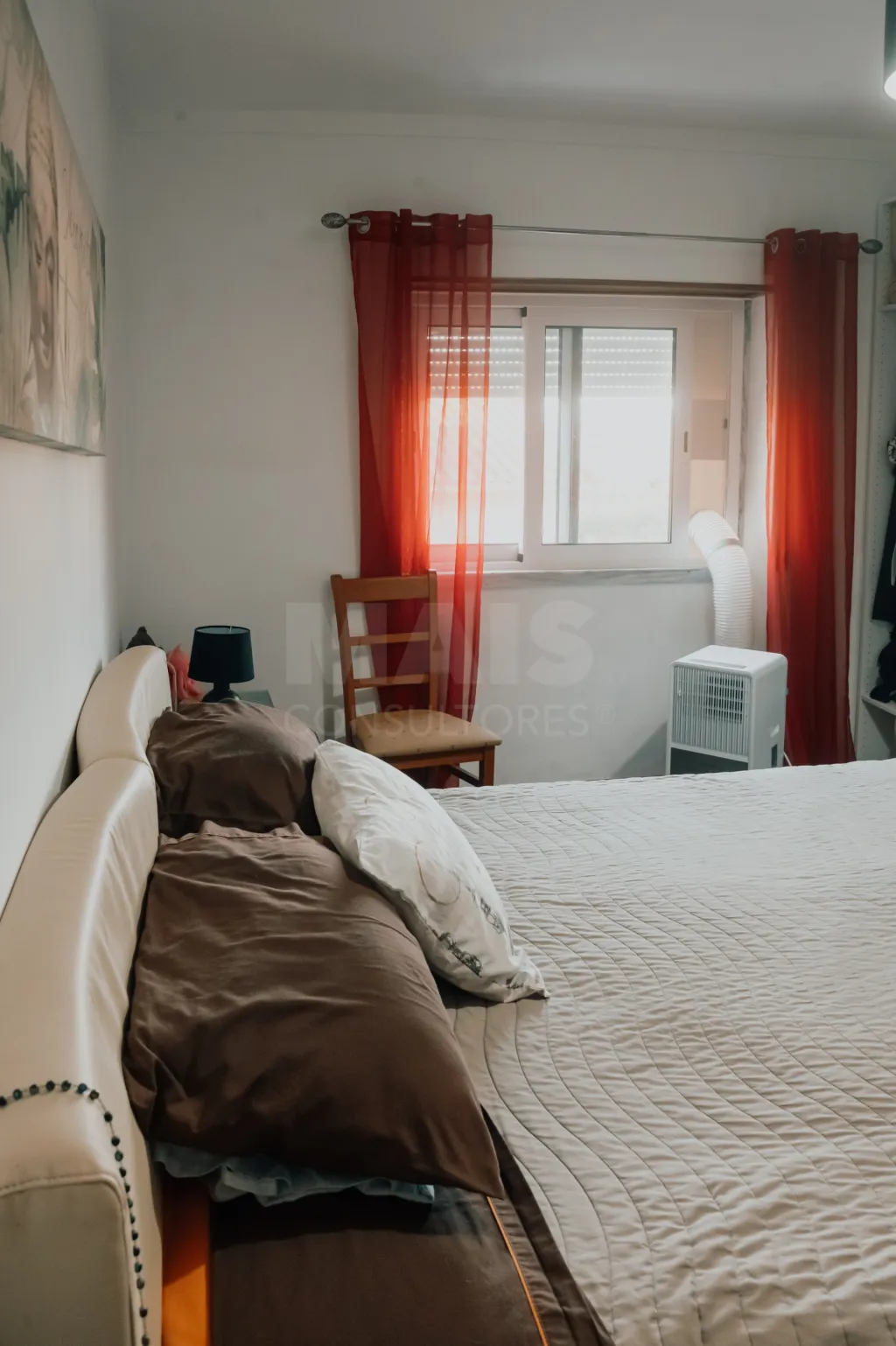 Apartamento T2 com Sótão, T1 na Cave e Potencial de Rentabilidade