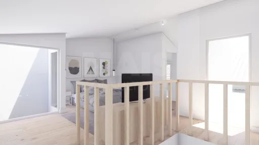 Moradia totalmente remodelada no coração de Peniche!