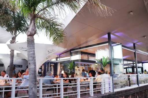 Restaurante de praia e concessão completa - Meia Praia - Lagos
