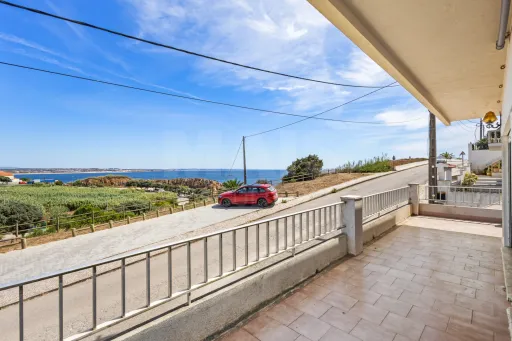 Moradia T14 frente mar em Peniche