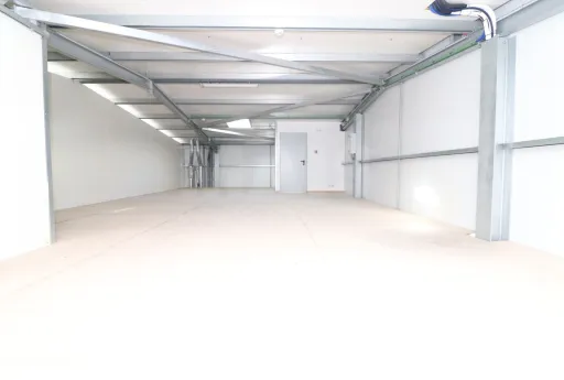 Pavilhão Industrial novo no Carregado com 624 m2 de Terreno e 312 m2 de Construção
