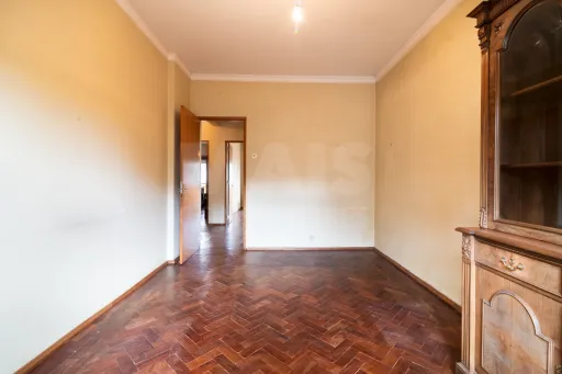 Apartamento T4  em paço de Arcos