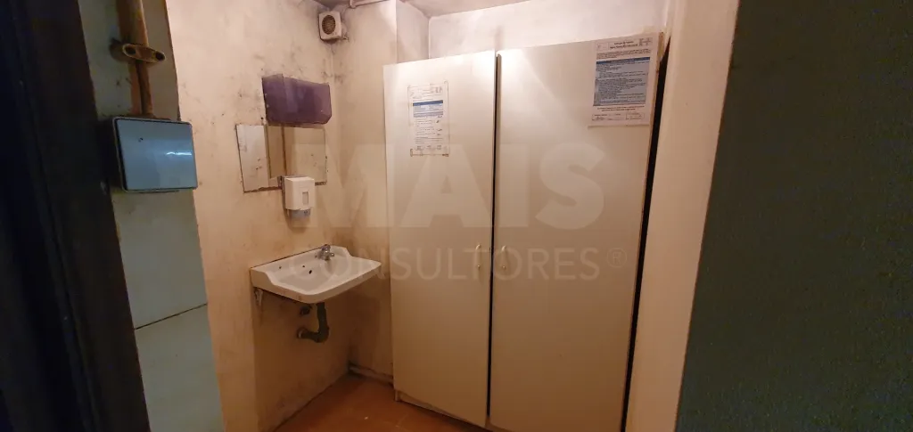Um espaço. Diferentes caminhos. | 123 M² NO CENTRO DA BENEDITA
