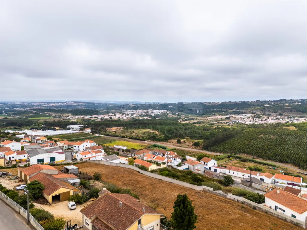 Moinho histórico de 1876 com vistas panorâmicas de 360° sobre o Atlântico, a Lagoa de Óbidos e a paisagem verde do Oeste