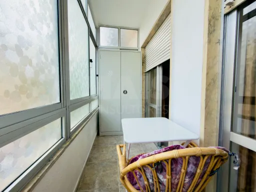 Apartamento T2 mobilado no Forte da Casa