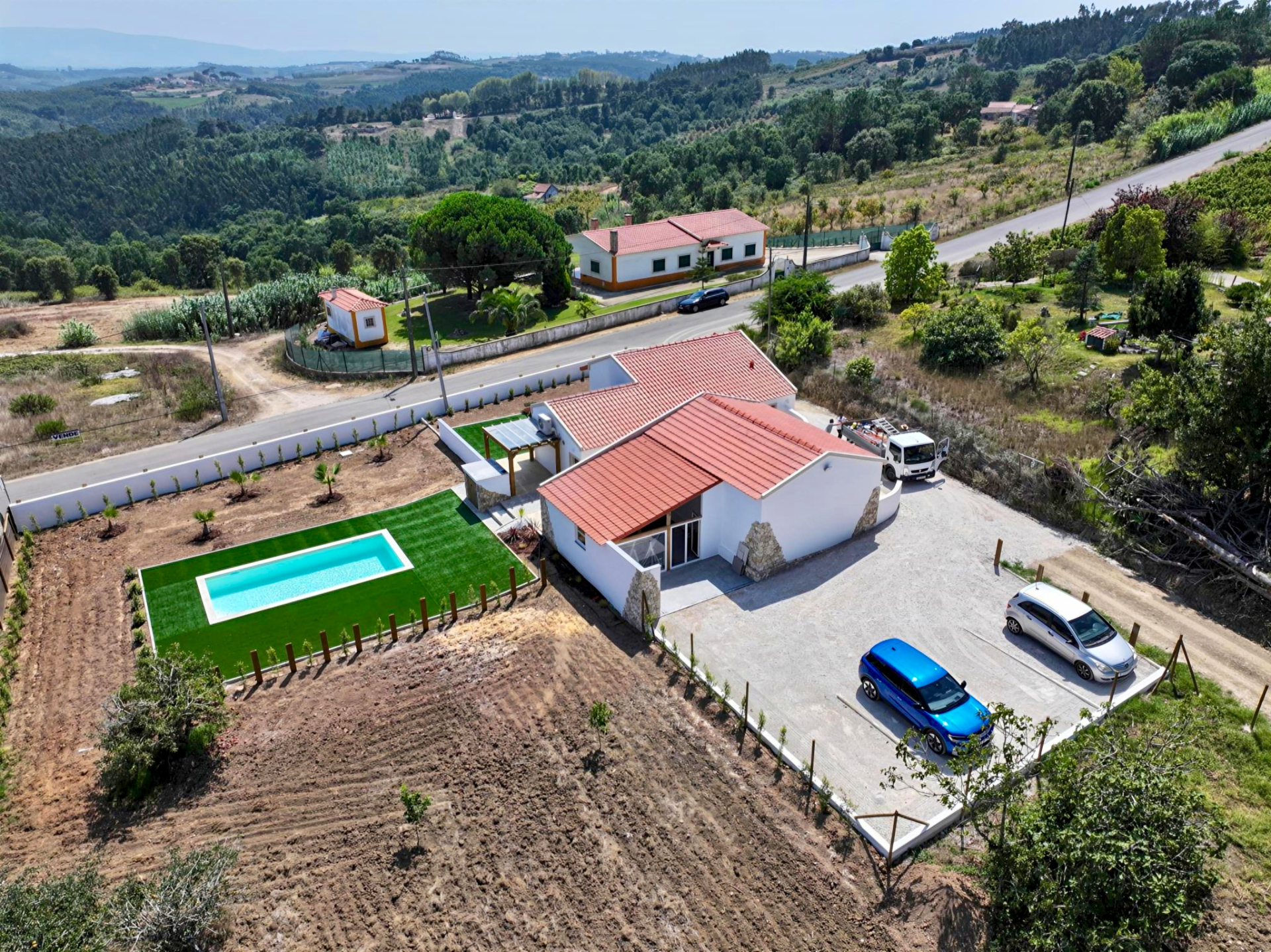 Single-Story 2-Bedroom + 1 House with Pool, Outbuilding, and 3,476 m² Lot | Comfort, Privacy, and Quality of Life