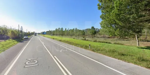 Excelente Oportunidade de Investimento em Grândola: Terreno com 26.215 m² e Acesso Direto ao IC1