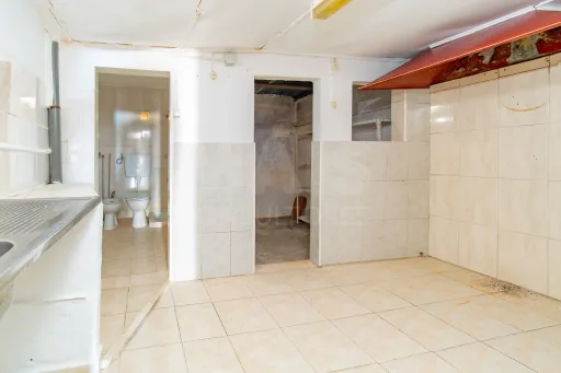 Moradia T1 para remodelação total em Benavente