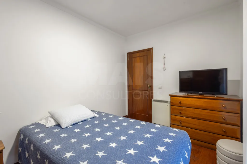 Apartamento T3 Duplex com Garagem em Peniche