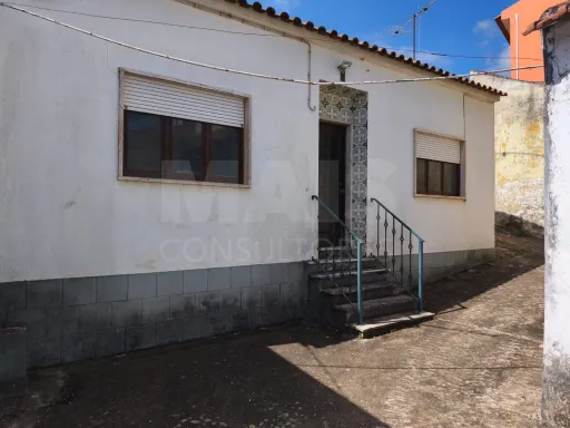 Moradia T2  Em Olhalvo (Alenquer)
