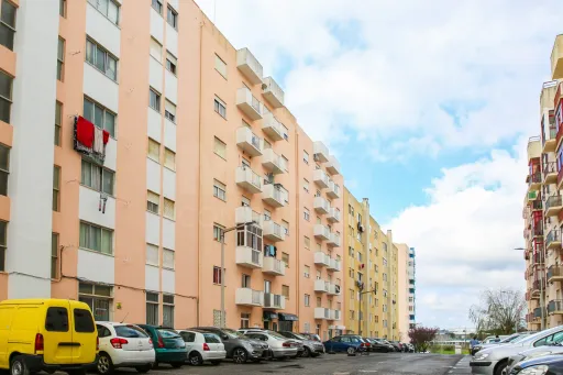 Apartamento T2 com Varanda