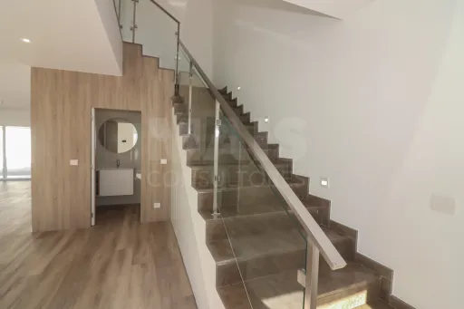 Moradia T4  Condomínio Fechado do Juncalinho