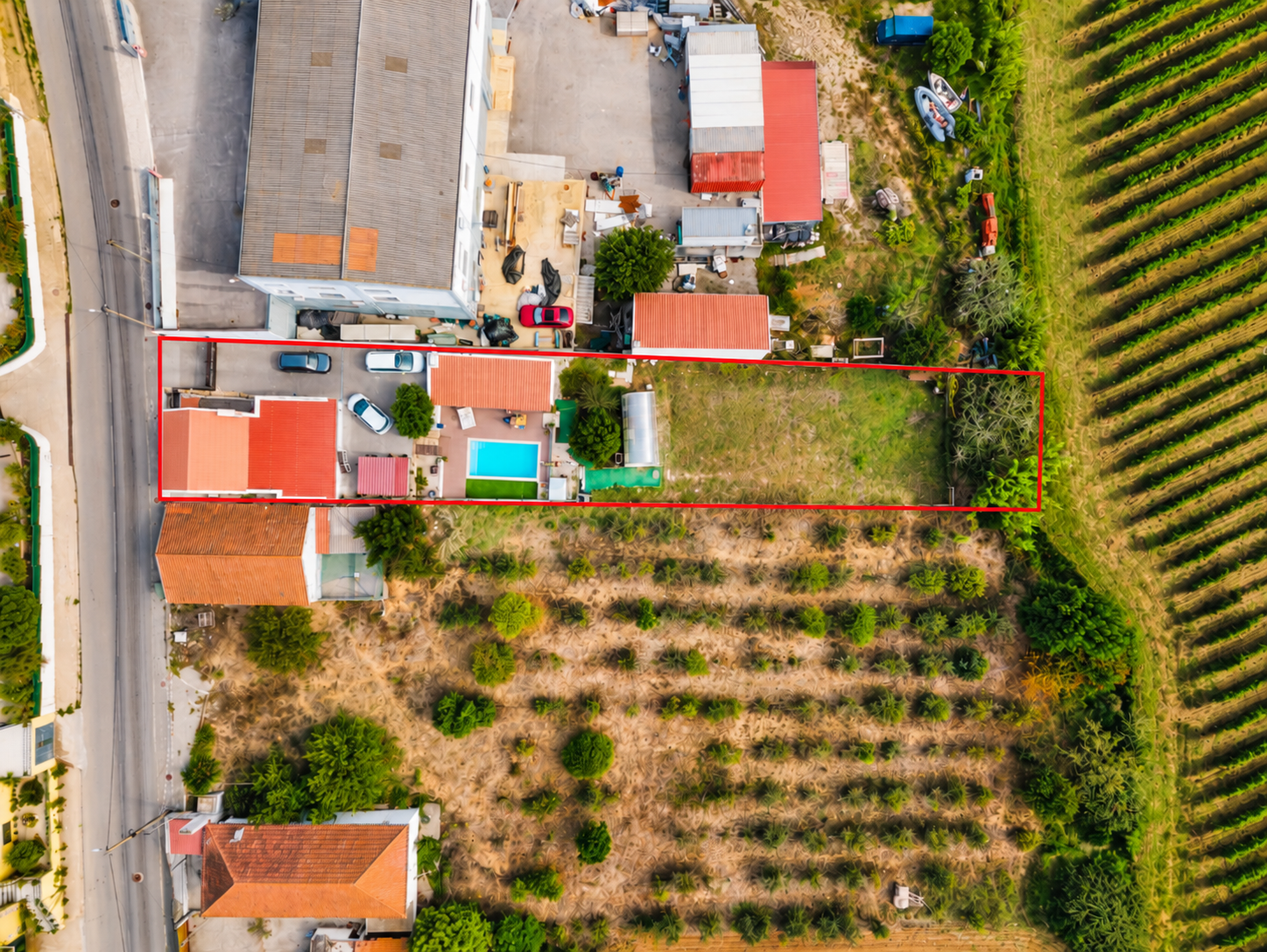 Moradia T2 com anexo T1, piscina e terreno de 1.000 m², em Torres Vedras