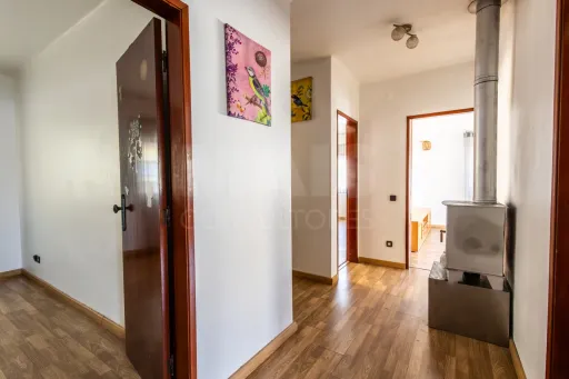 Moradia T3 pronta a habitar com pátio e espaço exterior