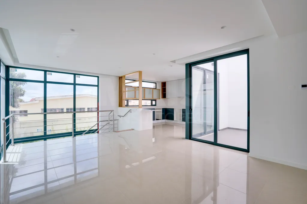 4 bedroom villa in Estoril
