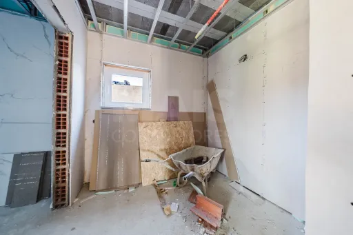 New 3 bedroom house