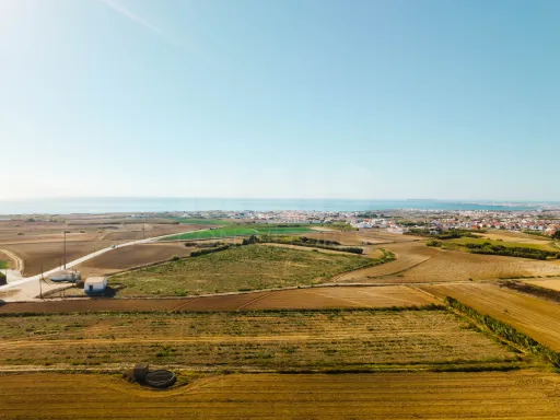 Moradia T3+1, Garagem, Espaço Exterior e Varanda Panorâmica e uma vista