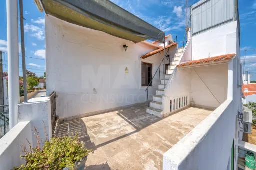 Moradia T4 Bi Familiar no Couço