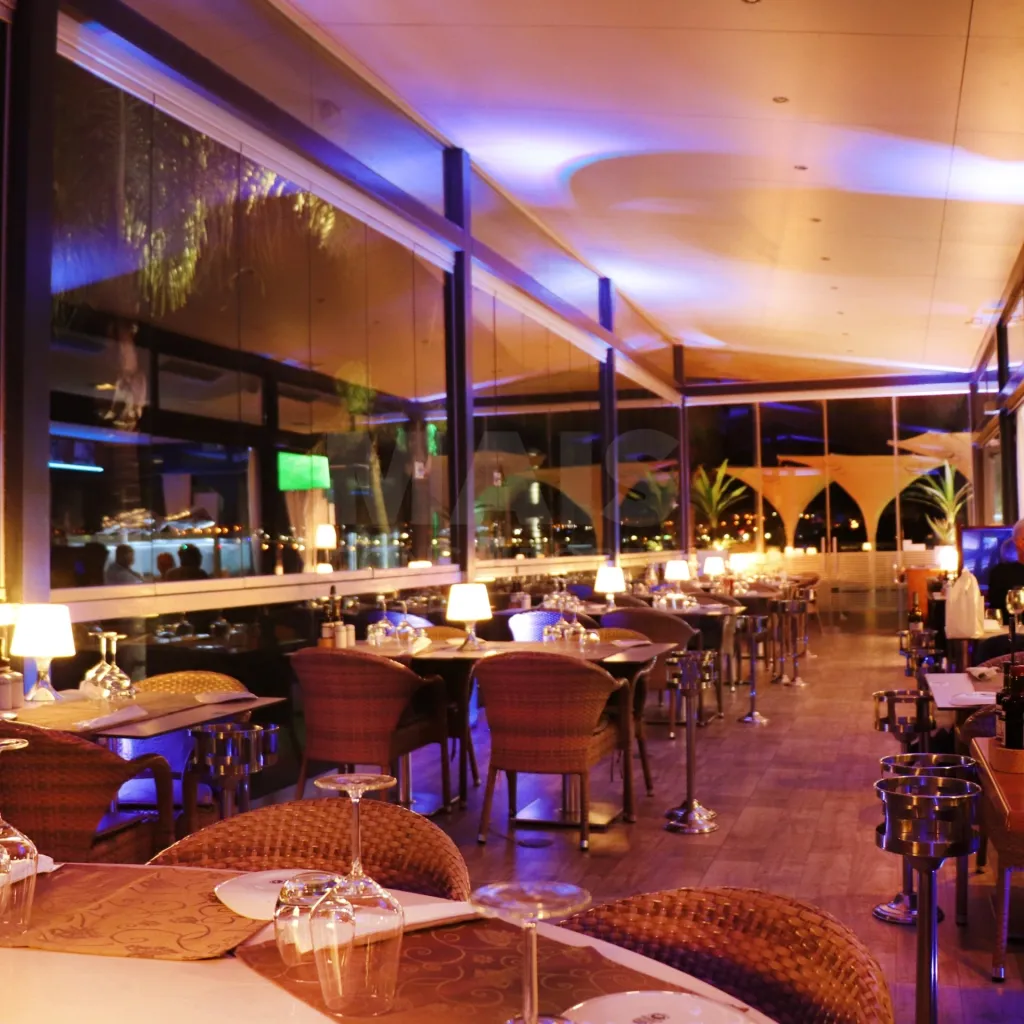 Restaurante de praia e concessão completa - Meia Praia - Lagos