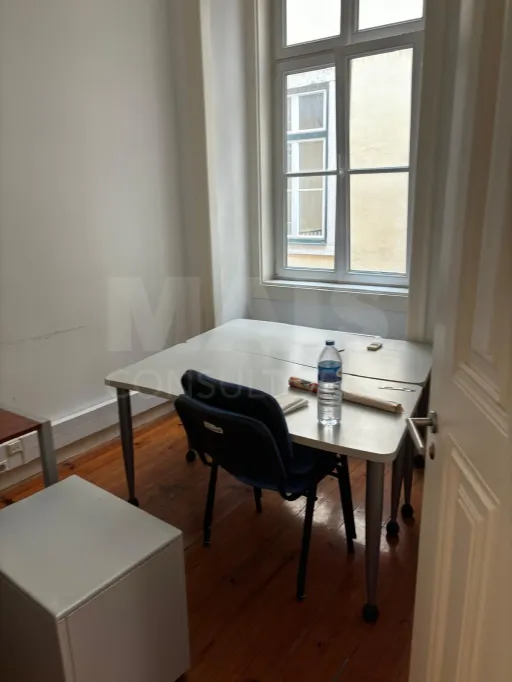 Escritório na Avenida 24 de Julho