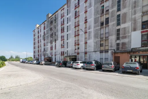 Apartamento T3 na  Baixa da Banheira