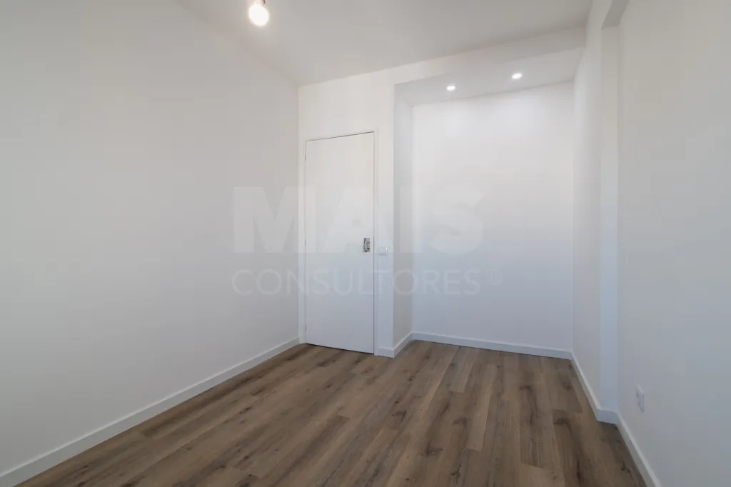 Apartamento T1 em Paço de Arcos