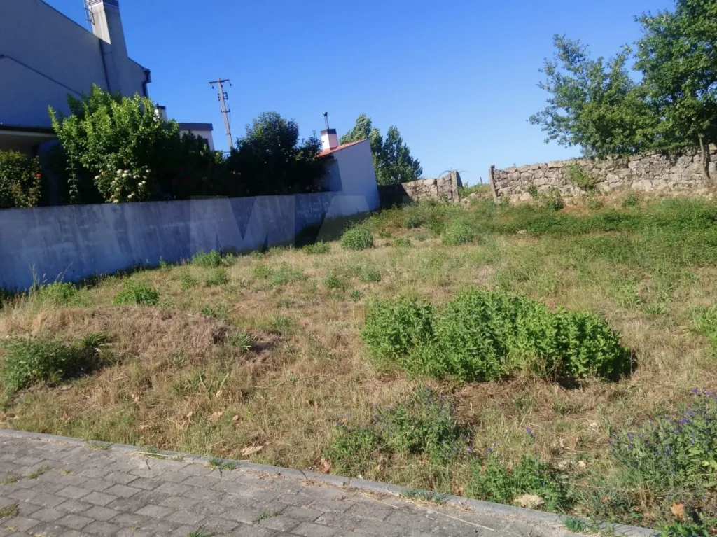 Terreno Urbano - Viseu - Oliveira de Frades