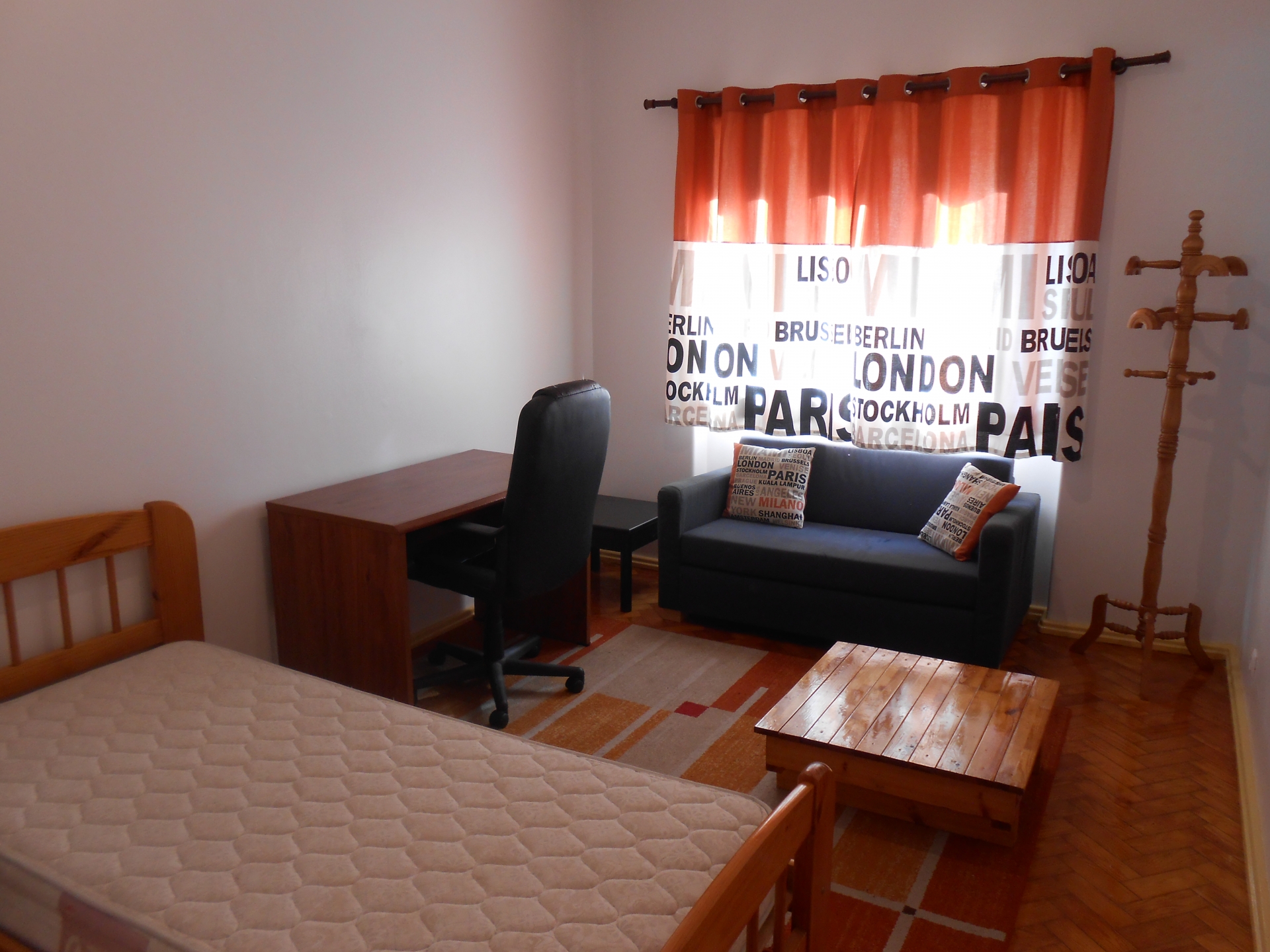 Apartamento T2 remodelado ao Lumiar