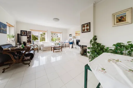 Quinta T4 C/ Garagem e mais de 13.000 m² terreno em Carvalhal, Bombarral