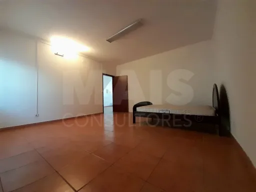Moradia T3 Duplex com Terreno em Santiago do Cacém