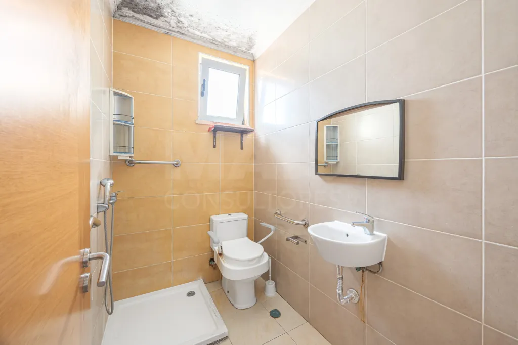 Atelier com 99 m² e logradouro | Quinta do Barnabé, Alenquer
