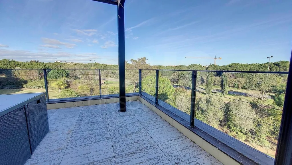 Apartamento T3 duplex no condomínio L'Orangerie em Vilamoura