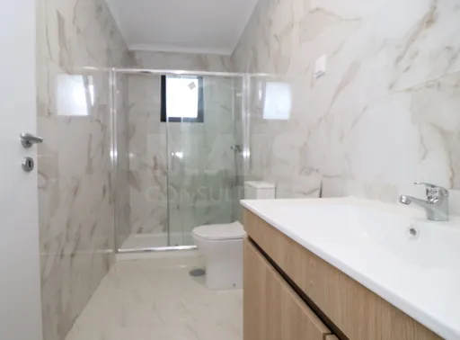 Apartamento T1 Rch ESQ Remodelado em Benavente