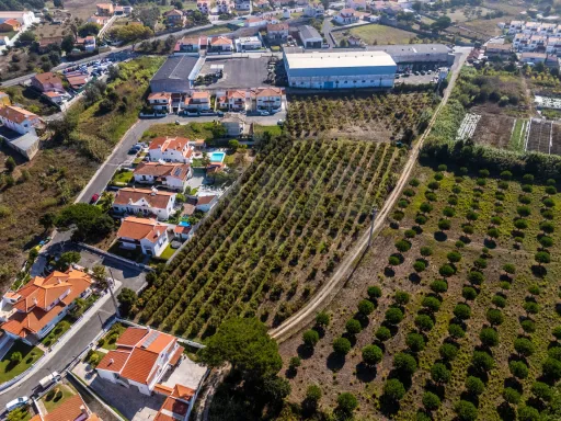 Terreno c/ 6.048m2 c/ viabilidade de construção nas Gaeiras