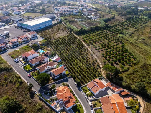 Terreno c/ 6.048m2 c/ viabilidade de construção nas Gaeiras