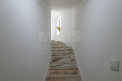 Moradia Isolada T4 Renovada — Abuxarda / Alvide, Cascais