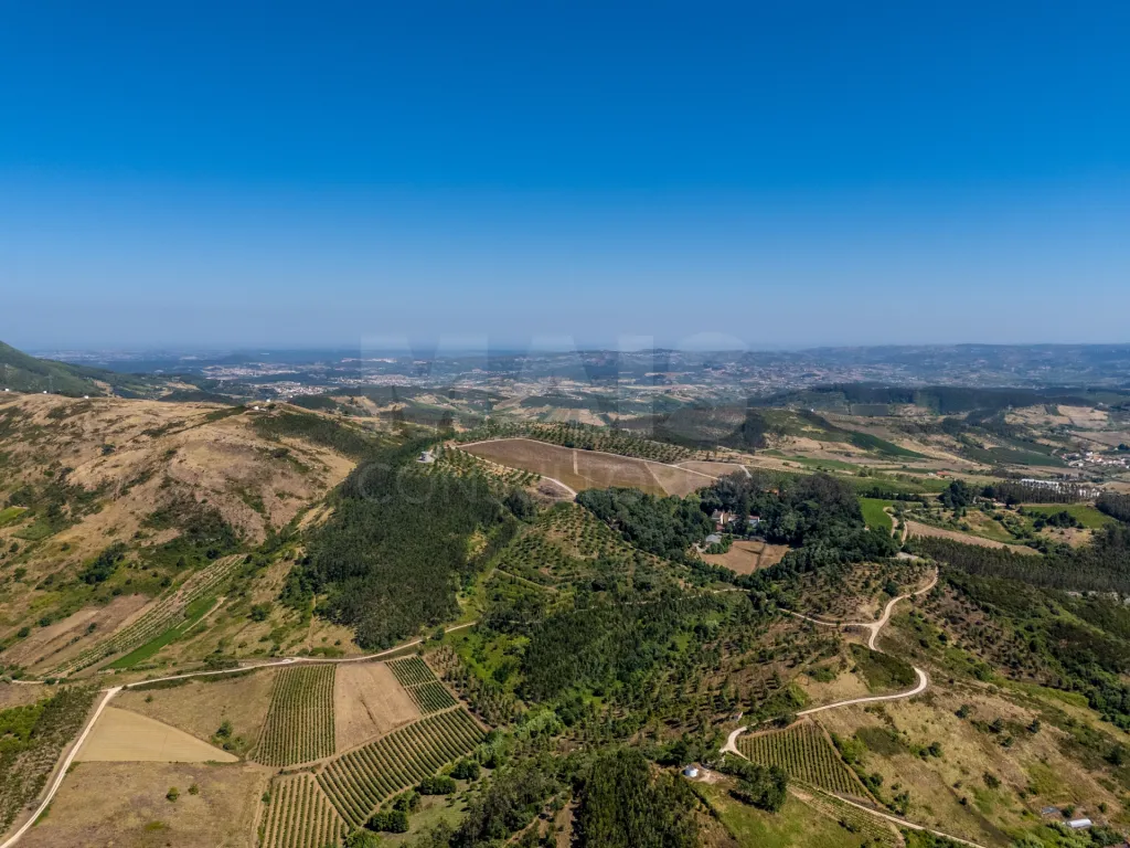 Terreno para construção de duas moradias, Rabissaca, Alenquer