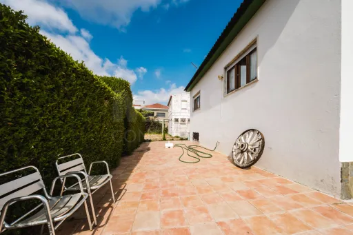 Moradia Isolada T7 no Bombarral | Espaço, Tranquilidade e Proximidade do Centro 🏡