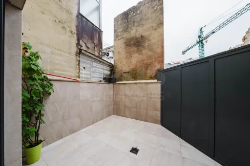Apartamento T2 no Centro com Garagem e Estacionamento