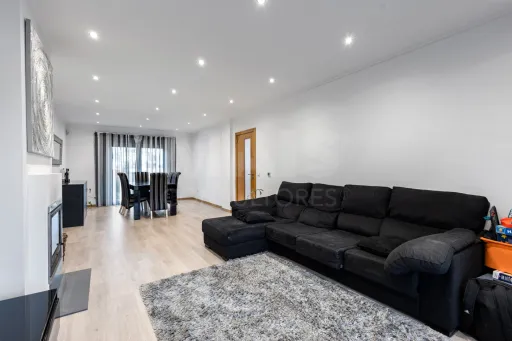 Moradia T3 no Centro do Bombarral – Conforto, Espaço e Qualidade de Vida