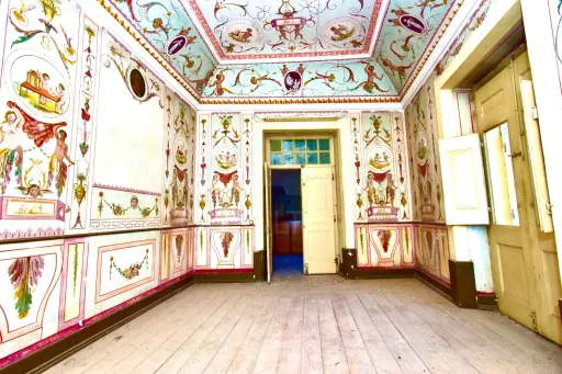 Edifício único do século XVII para reabilitação em Évora