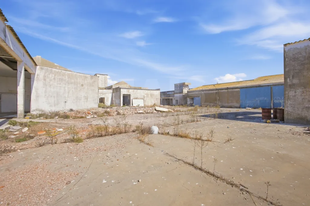 Oportunidade de investimento em Peniche | 8.848 m² | A 150 metros da praia
